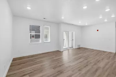 15 S 460 W #G202, Providence, UT 84332 - Photo 3