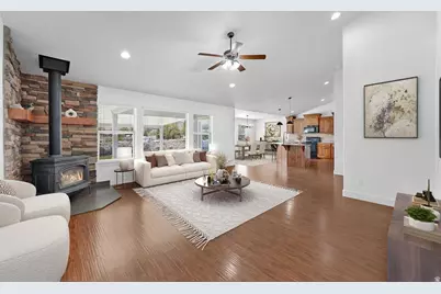 9517 N Faust Station, Eagle Mountain, UT 84005 - Photo 7