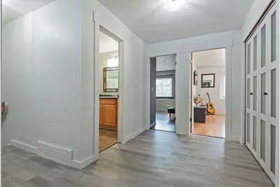 3310 E Creek Rd, Salt Lake City, UT 84121 - Photo 29