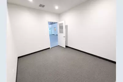 25 N 400 W #8, North Salt Lake, UT 84054 - Photo 7