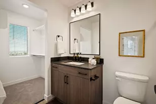 4046 S Sandridge Dr W, Roy, UT 84067 - Photo 19