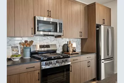 4046 S Sandridge Dr W #UNIT 4, Roy, UT 84067 - Photo 5