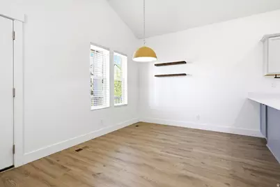 4948 W Lake Terrace Ave, South Jordan, UT 84009 - Photo 5