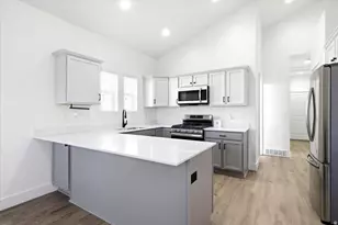 4948 W Lake Terrace Ave, South Jordan, UT 84009 - Photo 7
