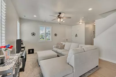 2042 W Lydia Ln S, Syracuse, UT 84075 - Photo 15