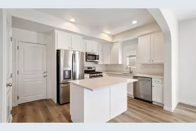 2699 N 900 W, Lehi, UT 84043 - Photo 3
