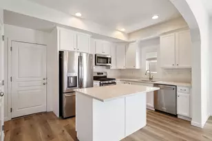 2699 N 900 W, Lehi, UT 84043 - Photo 3