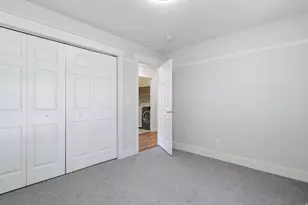 1055 W 325 N, Hyrum, UT 84319 - Photo 15
