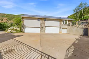 7379 S Silver King Circle, Cottonwood Heights, UT 84121 - Photo 19