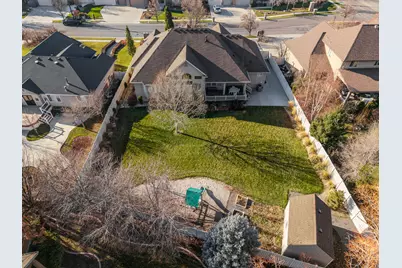 186 N Mountain Vistas Rd, Kaysville, UT 84037 - Photo 41