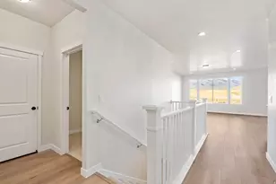 7646 S Flattop Mount Dr W, West Jordan, UT 84081 - Photo 3