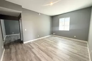 7646 S Flattop Mount Dr W, West Jordan, UT 84081 - Photo 25