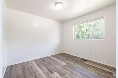 210 N Pingree Ave, Ogden, UT 84404 - Photo 15