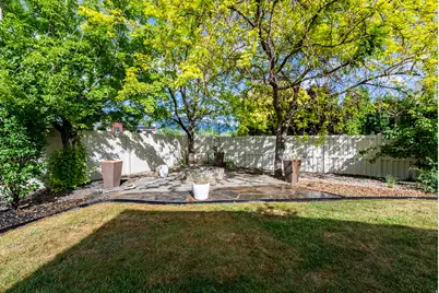 152 N Vista Dr, Kaysville, UT 84037 - Photo 31