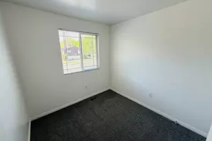 256 W 350 N, Vernal, UT 84078 - Photo 17