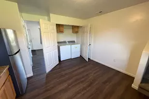 256 W 350 N, Vernal, UT 84078 - Photo 11