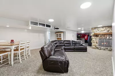 2342 E Charros Rd, Sandy, UT 84092 - Photo 47