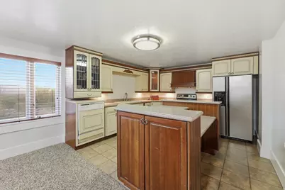 2342 E Charros Rd, Sandy, UT 84092 - Photo 43
