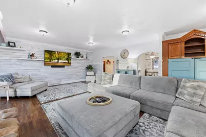 2342 E Charros Rd, Sandy, UT 84092 - Photo 17