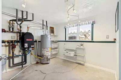 7927 S 2840 W, West Jordan, UT 84088 - Photo 23