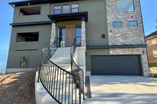 708 E Edgewood Dr, South Ogden, UT 84403 - Photo 1