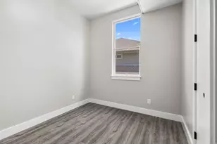 708 E Edgewood Dr, South Ogden, UT 84403 - Photo 11