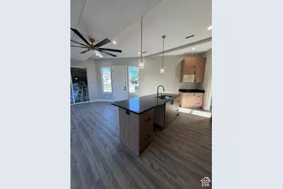 708 E Edgewood Dr., South Ogden, UT 84403 - Photo 5