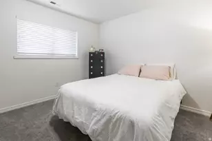 887 E Cedar Pine Ct S, Salt Lake City, UT 84106 - Photo 13