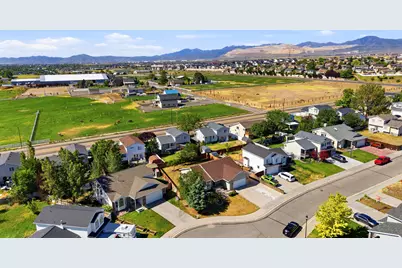5463 W Starflower Way, West Jordan, UT 84081 - Photo 5