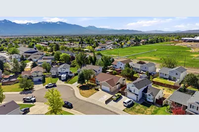 5463 W Starflower Way, West Jordan, UT 84081 - Photo 9