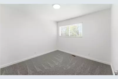 392 Robins Ave E, Ogden, UT 84404 - Photo 15