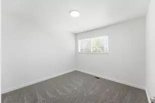 392 Robins Ave E, Ogden, UT 84404 - Photo 15