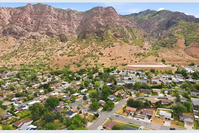 392 Robins Ave E, Ogden, UT 84404 - Photo 31