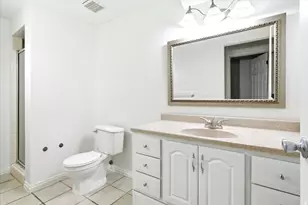 6911 S Coneflower Ct W, West Jordan, UT 84084 - Photo 21