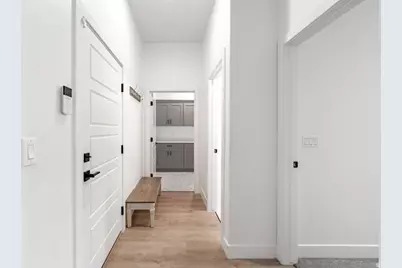 739 S Middle Dr, Washington, UT 84780 - Photo 23