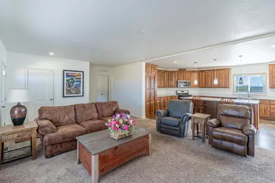 700 E Peter Springs Rd, Monticello, UT 84535 - Photo 15