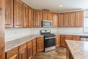 700 E Peter Springs Rd, Monticello, UT 84535 - Photo 9