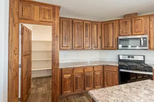 700 E Peter Springs Rd, Monticello, UT 84535 - Photo 11