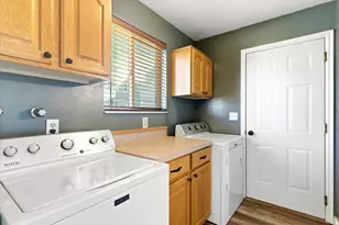 1016 N 525 W, Clinton, UT 84015 - Photo 25