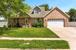 1016 N 525 W, Clinton, UT 84015 - Photo 1