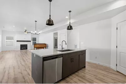 244 N 200 E, Salem, UT 84653 - Photo 13