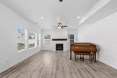 244 N 200 E, Salem, UT 84653 - Photo 15