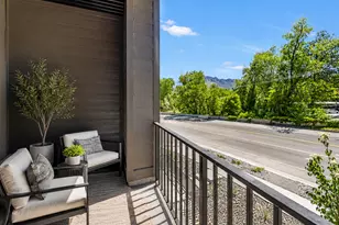 872 E Brookshade Ln, Murray, UT 84107 - Photo 7