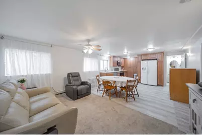 1806 E 9800 S, Sandy, UT 84092 - Photo 23