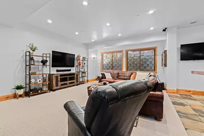 3532 N Layton Ridge Dr, Layton, UT 84040 - Photo 31
