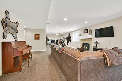5660 S 6800 W, Hooper, UT 84315 - Photo 25