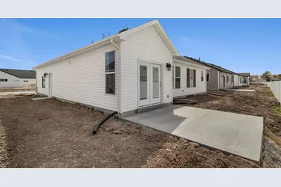 745 N 600 W #216, Tremonton, UT 84337 - Photo 3