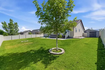 2151 N 130 W, Tooele, UT 84074 - Photo 35