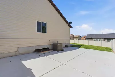 2151 N 130 W, Tooele, UT 84074 - Photo 29