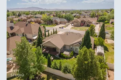 2327 Bluff Ridge Dr, Syracuse, UT 84075 - Photo 59